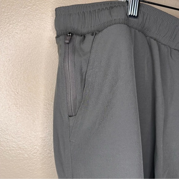 VRST Men's Gray Casual Athletic Shorts Fully Lined Size XXL - Picture 2 of 8